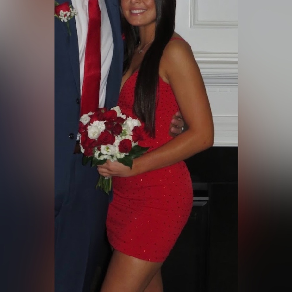 Red Jovanni Homecoming Dress Size 2